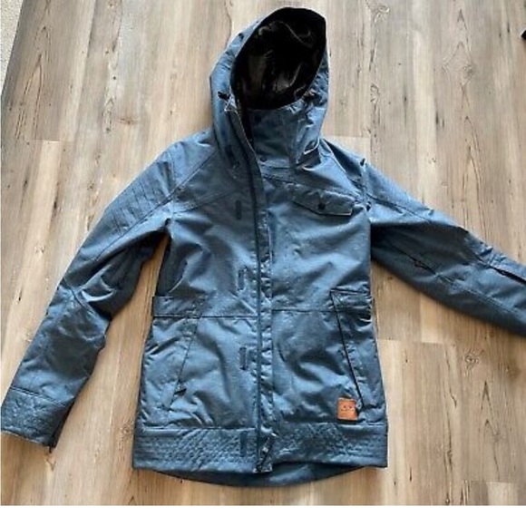 Oakley ski jacket - Picture 8 of 9